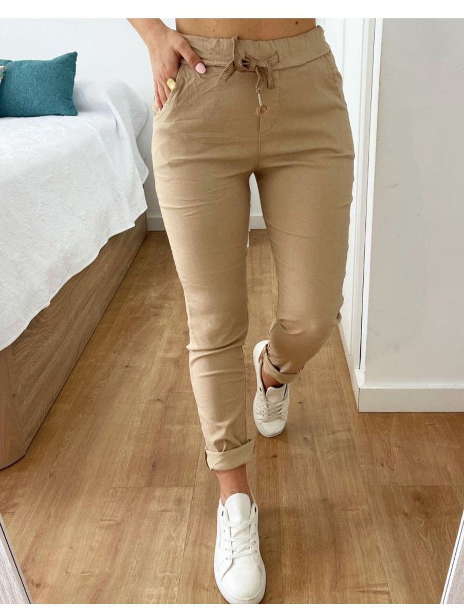 Caperucita Rosa (Rosa Navarro) Pantalon Arrugado Camel Maika