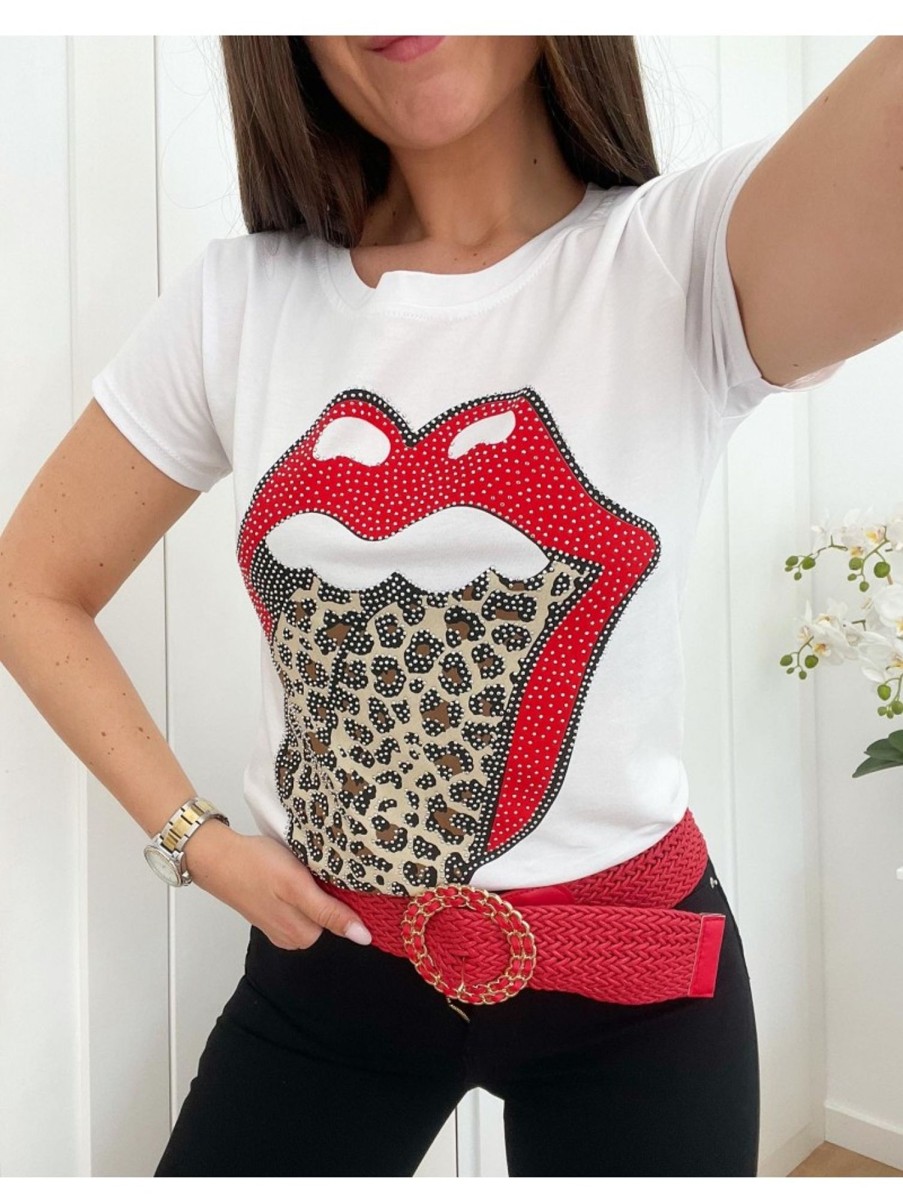 Caperucita Rosa (Rosa Navarro) Camiseta Blanca Manga Corta Labios Rojos Leo (V07)